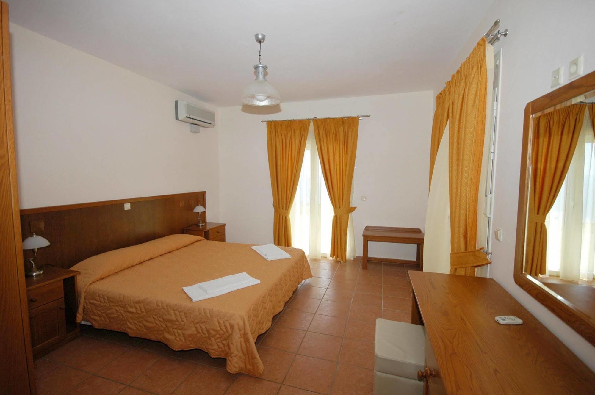 Asteris Hotel Skala  Экстерьер фото